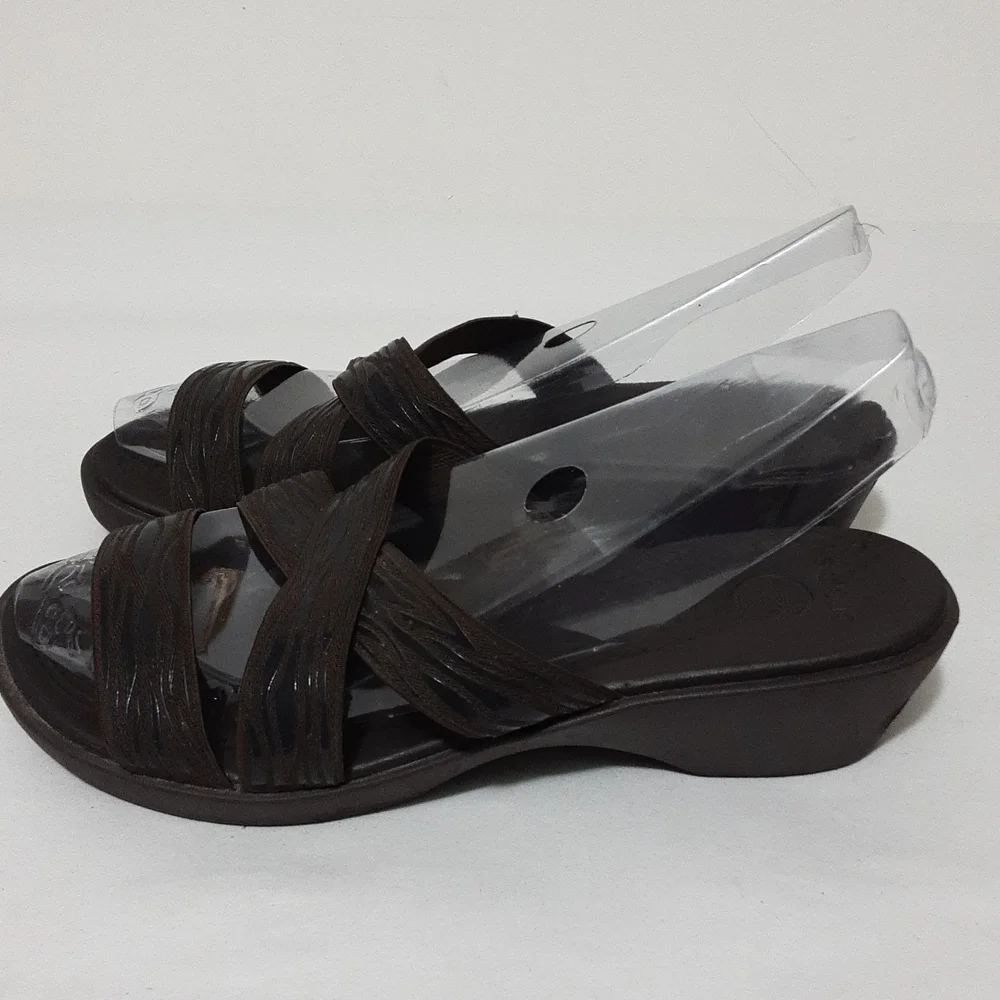 Crocs Brown‎ 3 Straps Wedge Shoes